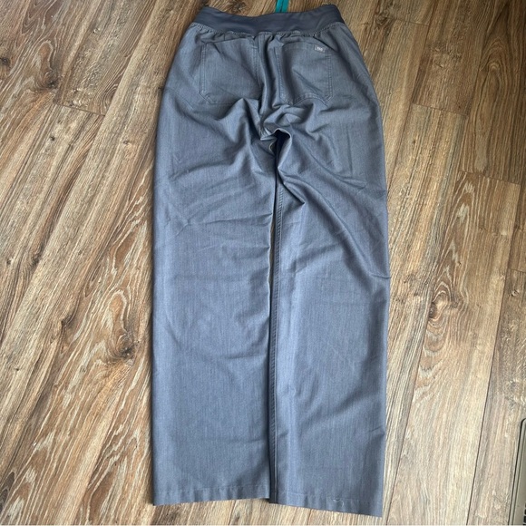 FIGS Technical Collection Livingston Scrub Pants 31" Gray Womens Small S - Picture 7 of 8